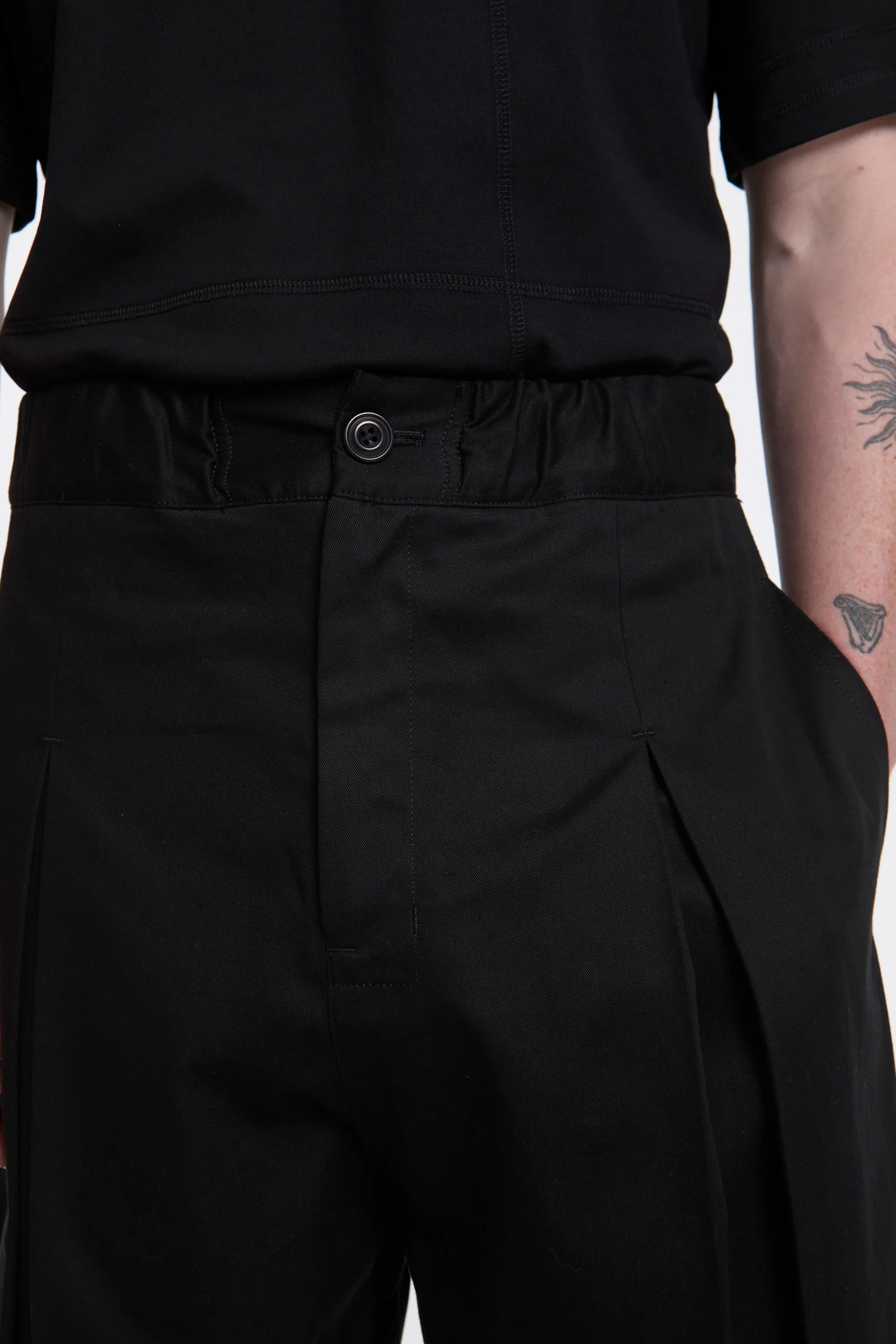 Box Pleat Trouser Black - Image 3