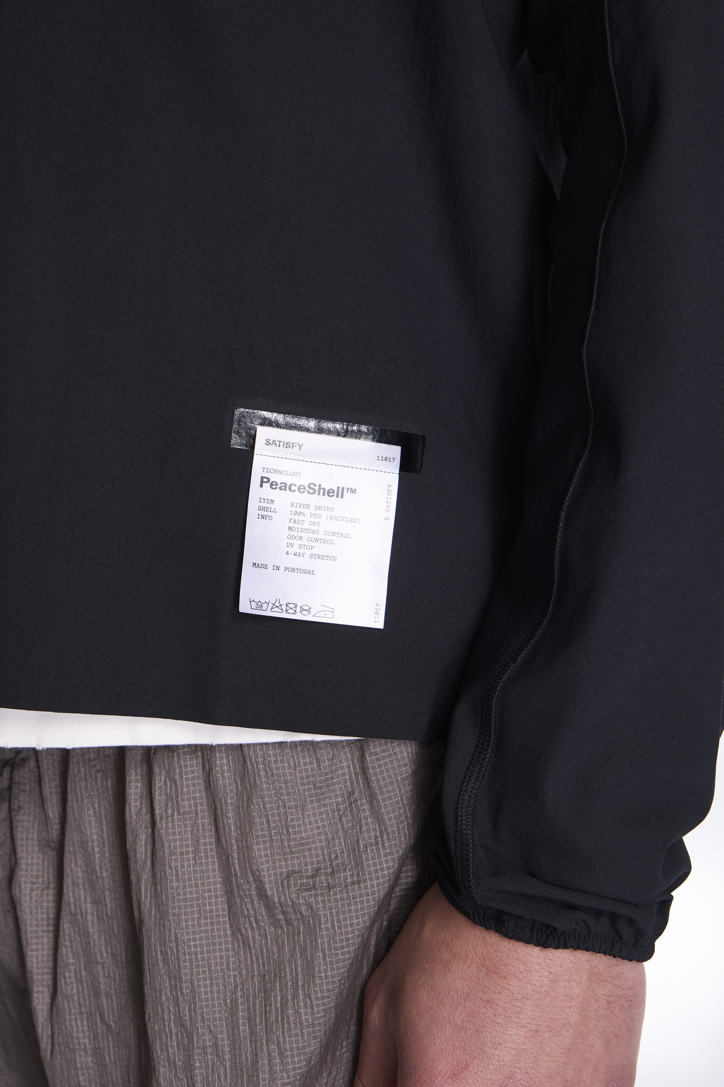 Peaceshell River Shirt Black - Image 4