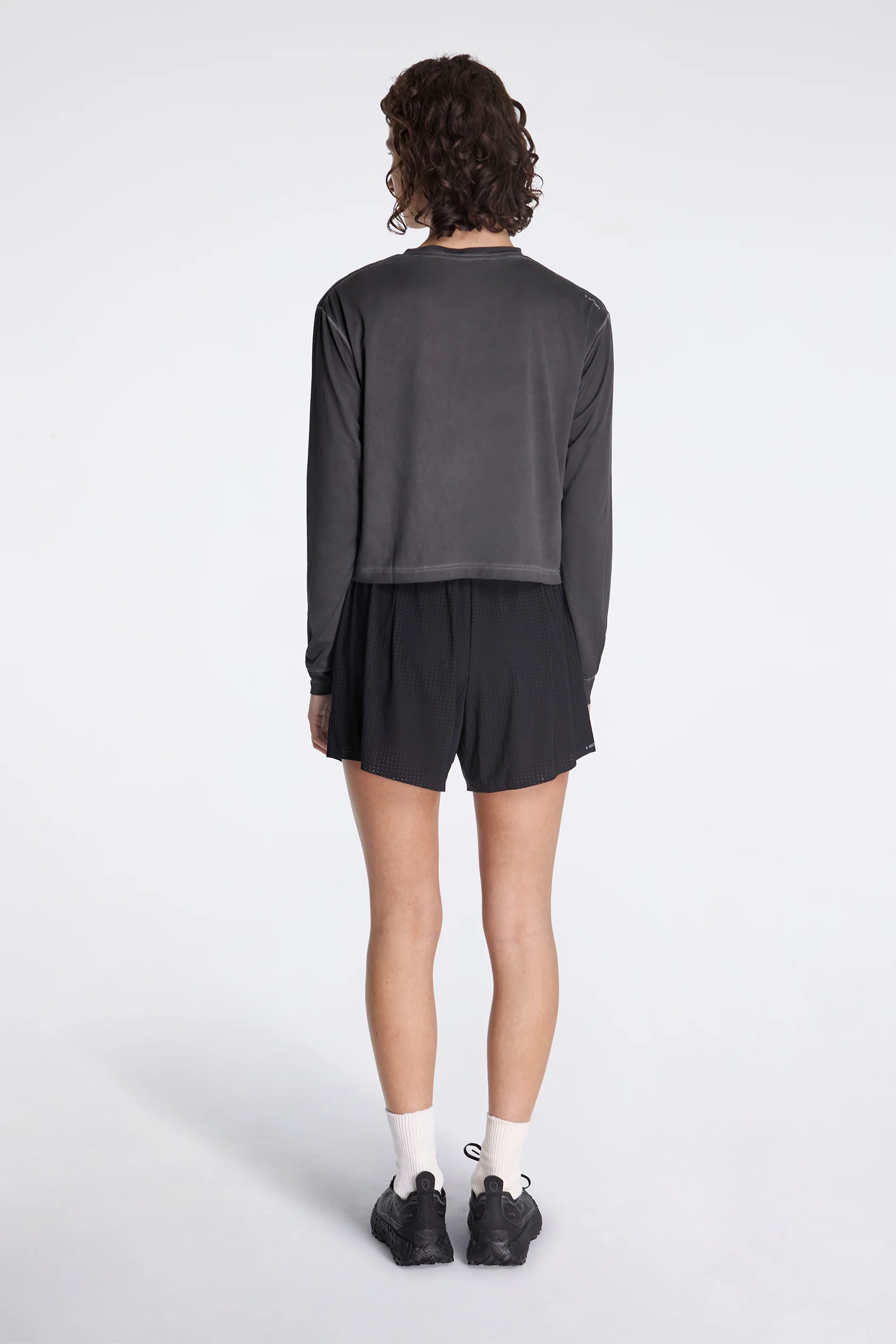 Women's Auralite Long Tee Pigment Black - Image 6