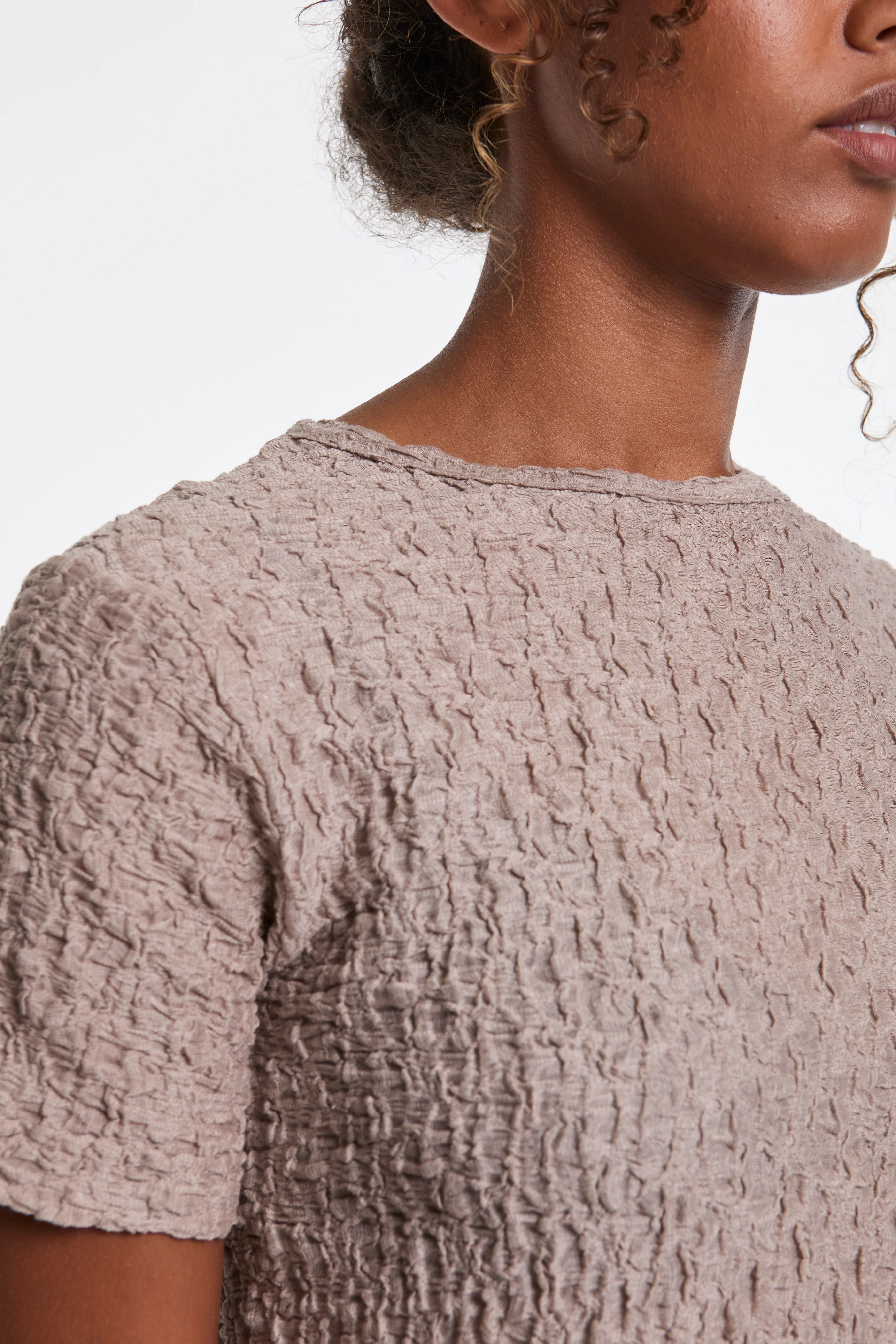 Slim Tee Taupe - Image 3