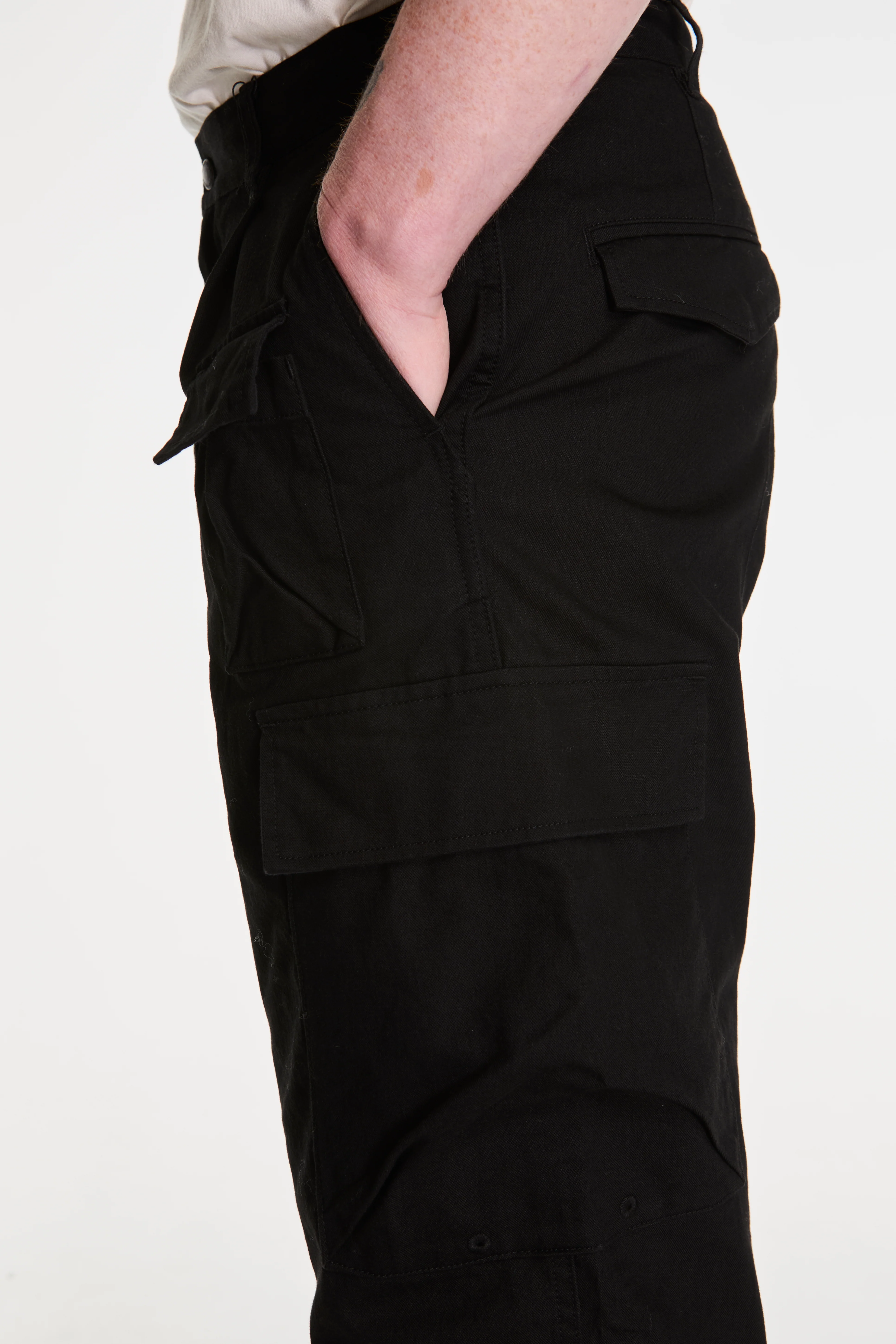 Takibi Chino Cargo Pants Black - Image 4