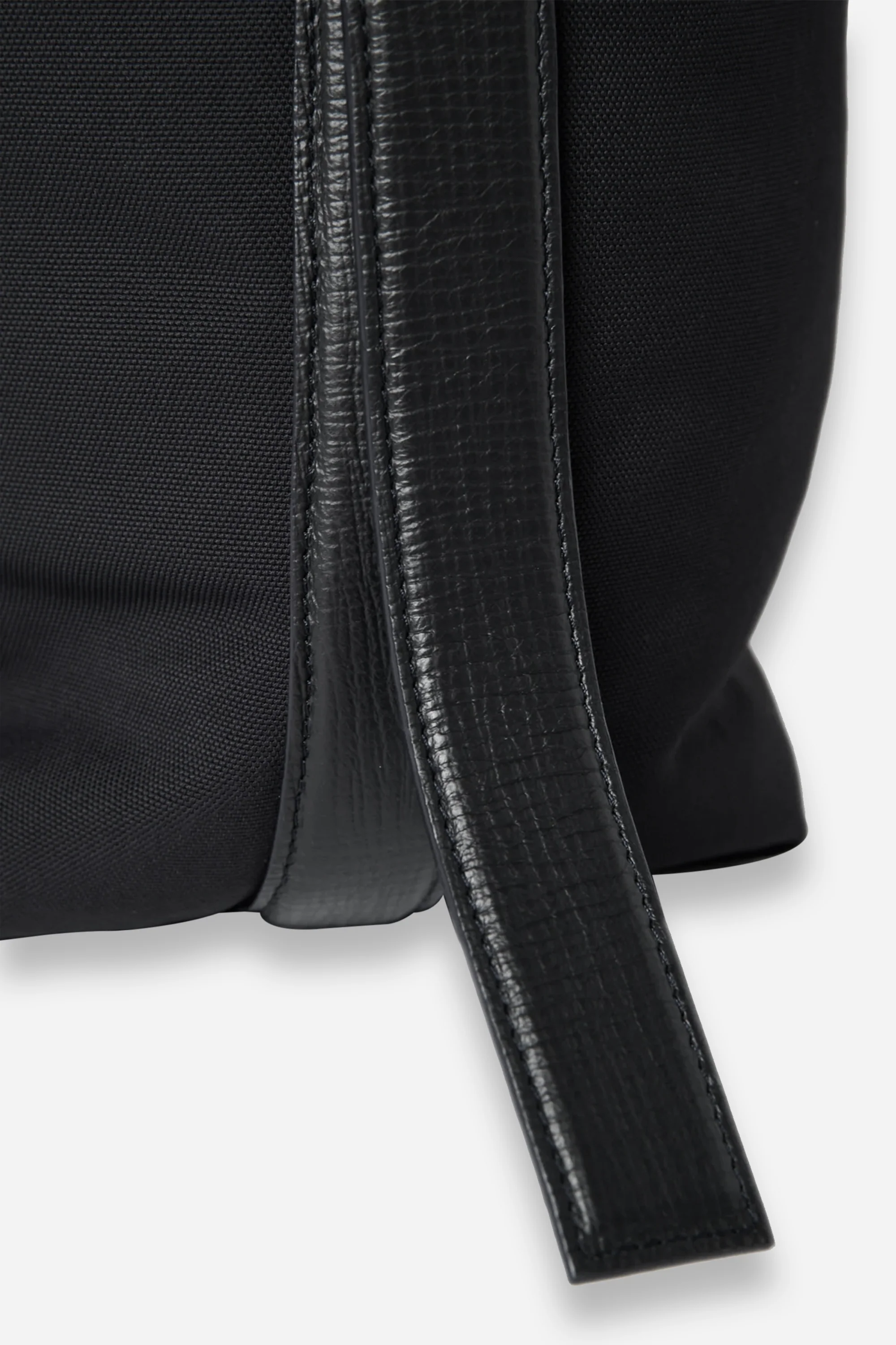Airport Bag Black - Image 4