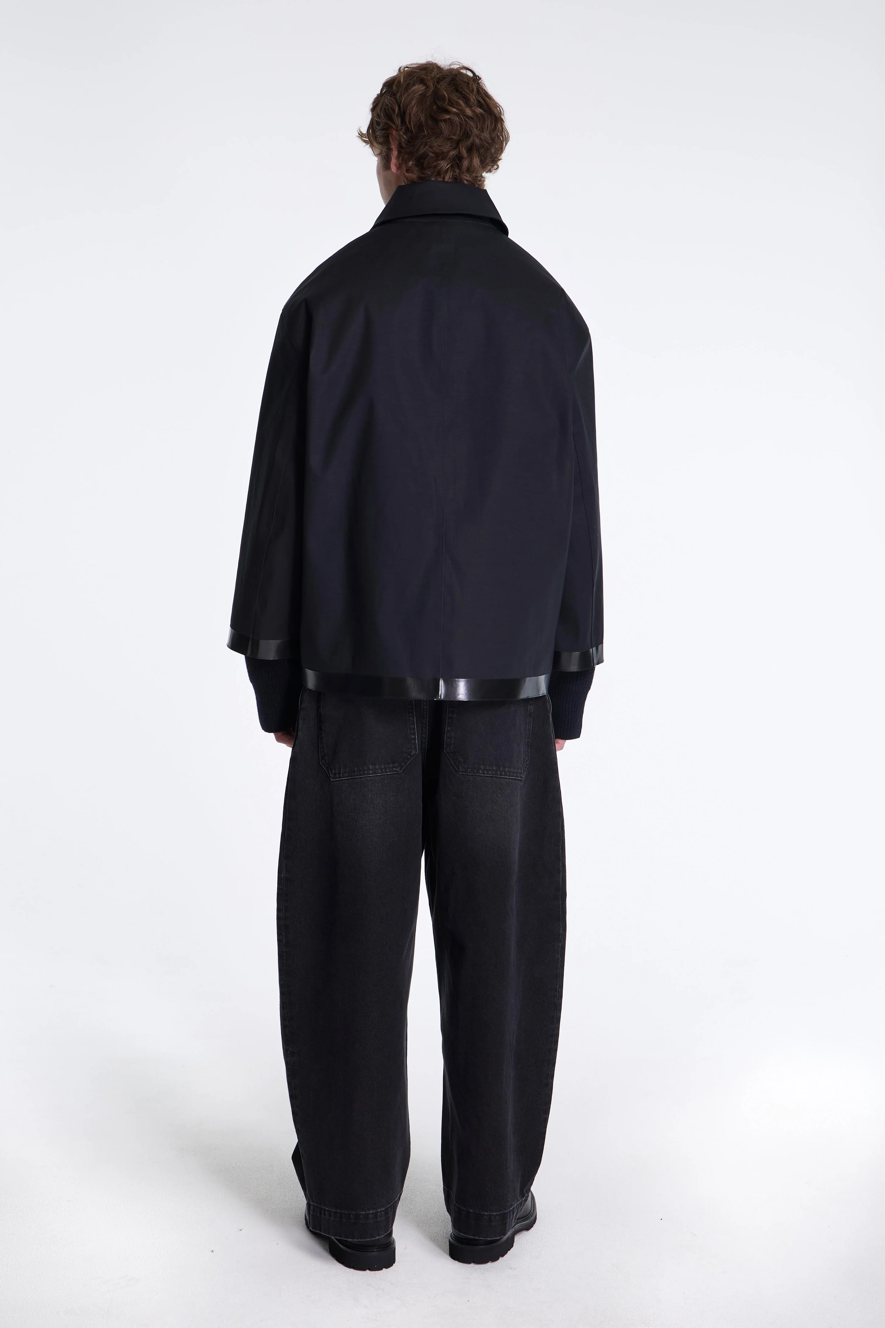 Teviot Mackintosh Coat Black - Image 3