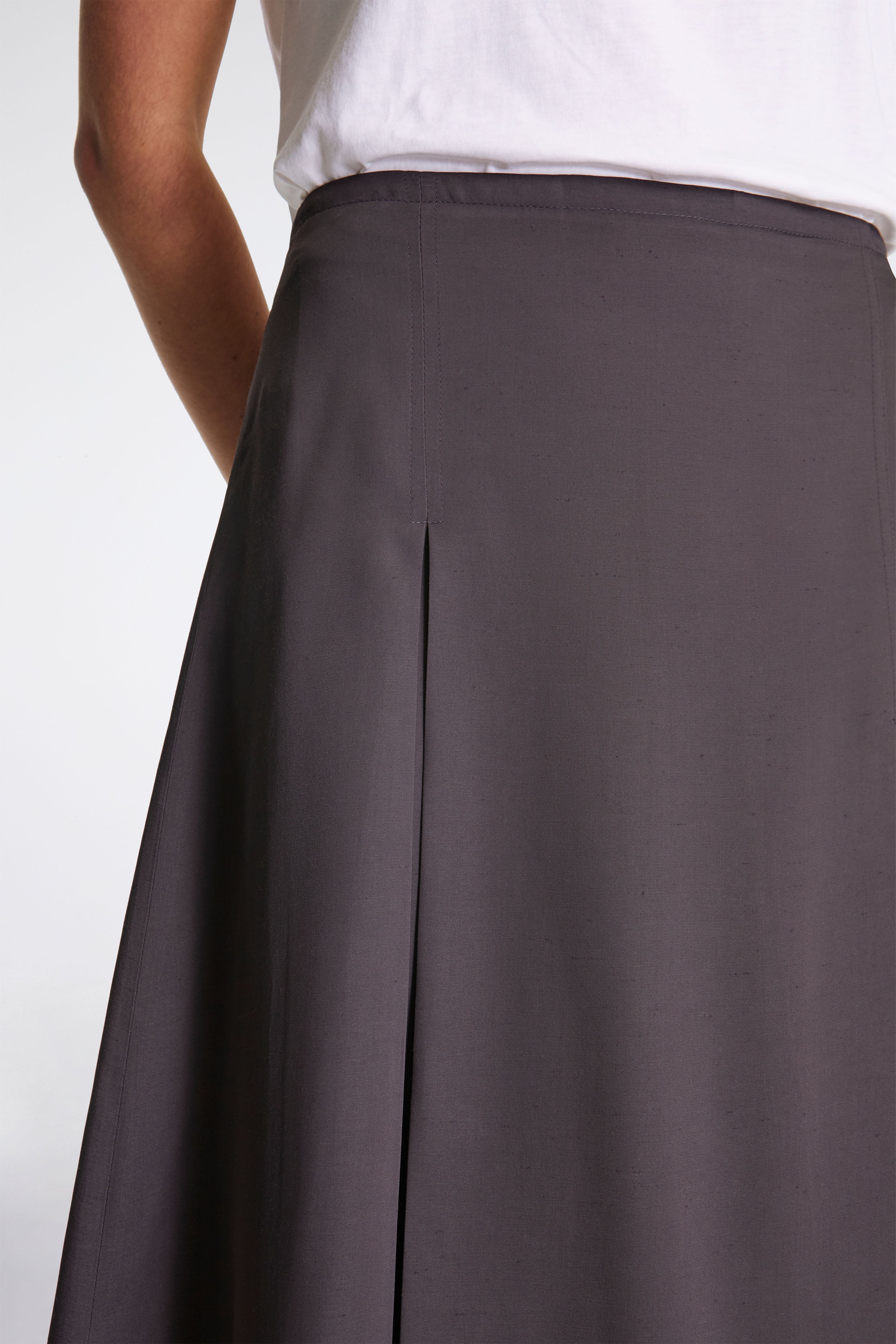 Youri Pleat Front Skirt Slate - Image 3