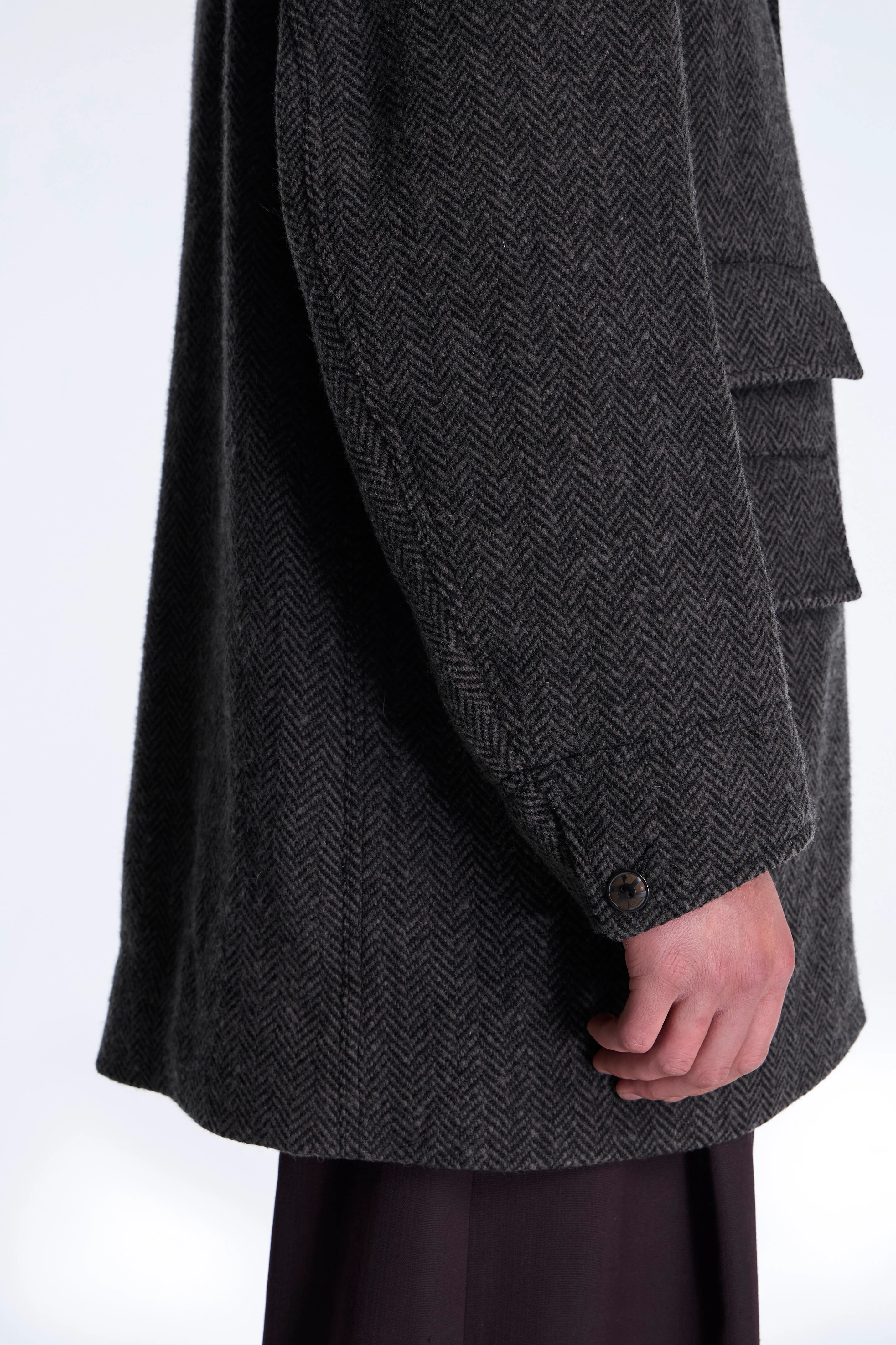 LOT.405 Atelier Coat Sumi Dyed Black - Image 4