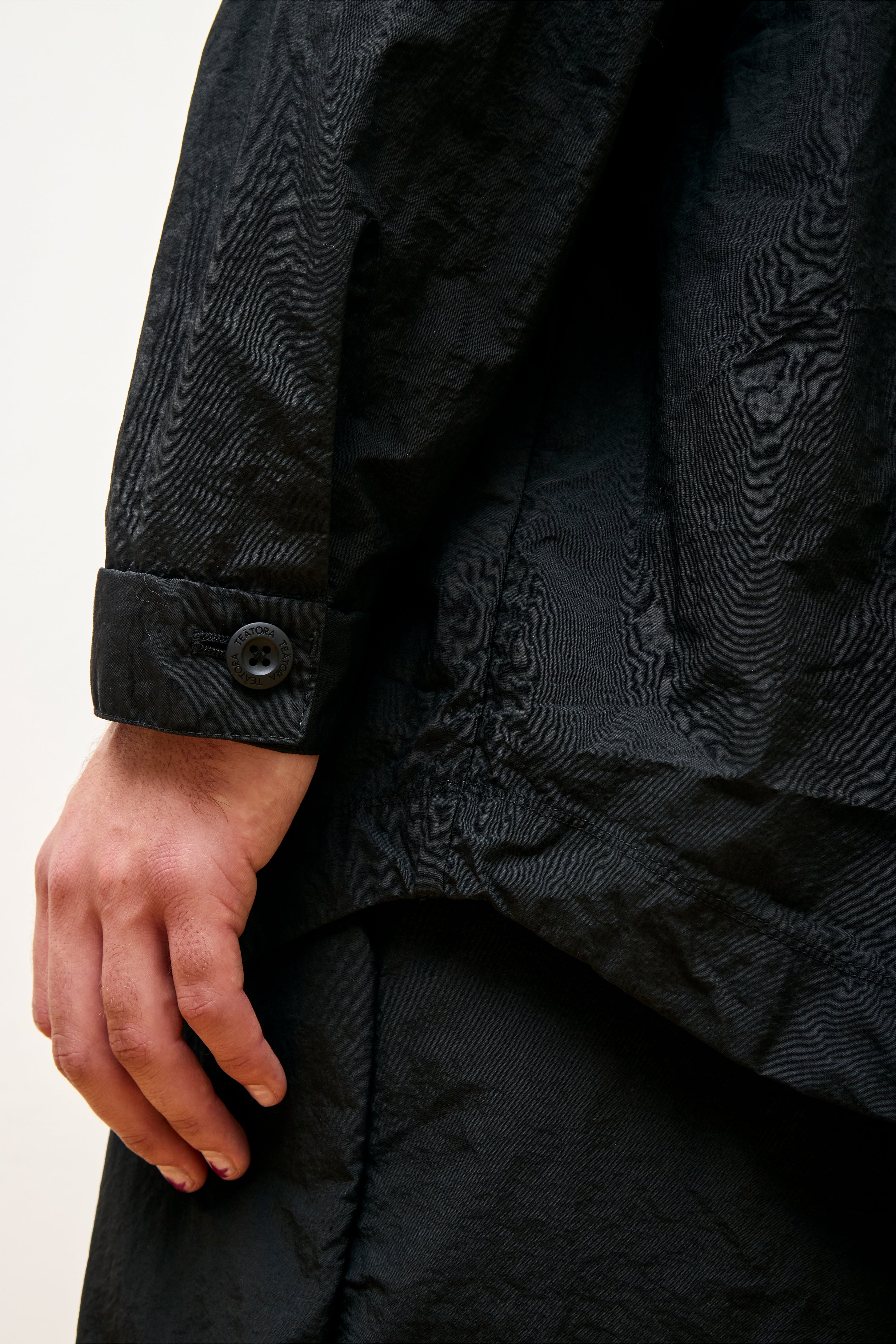 Wide Shirt Packable Black - Image 4