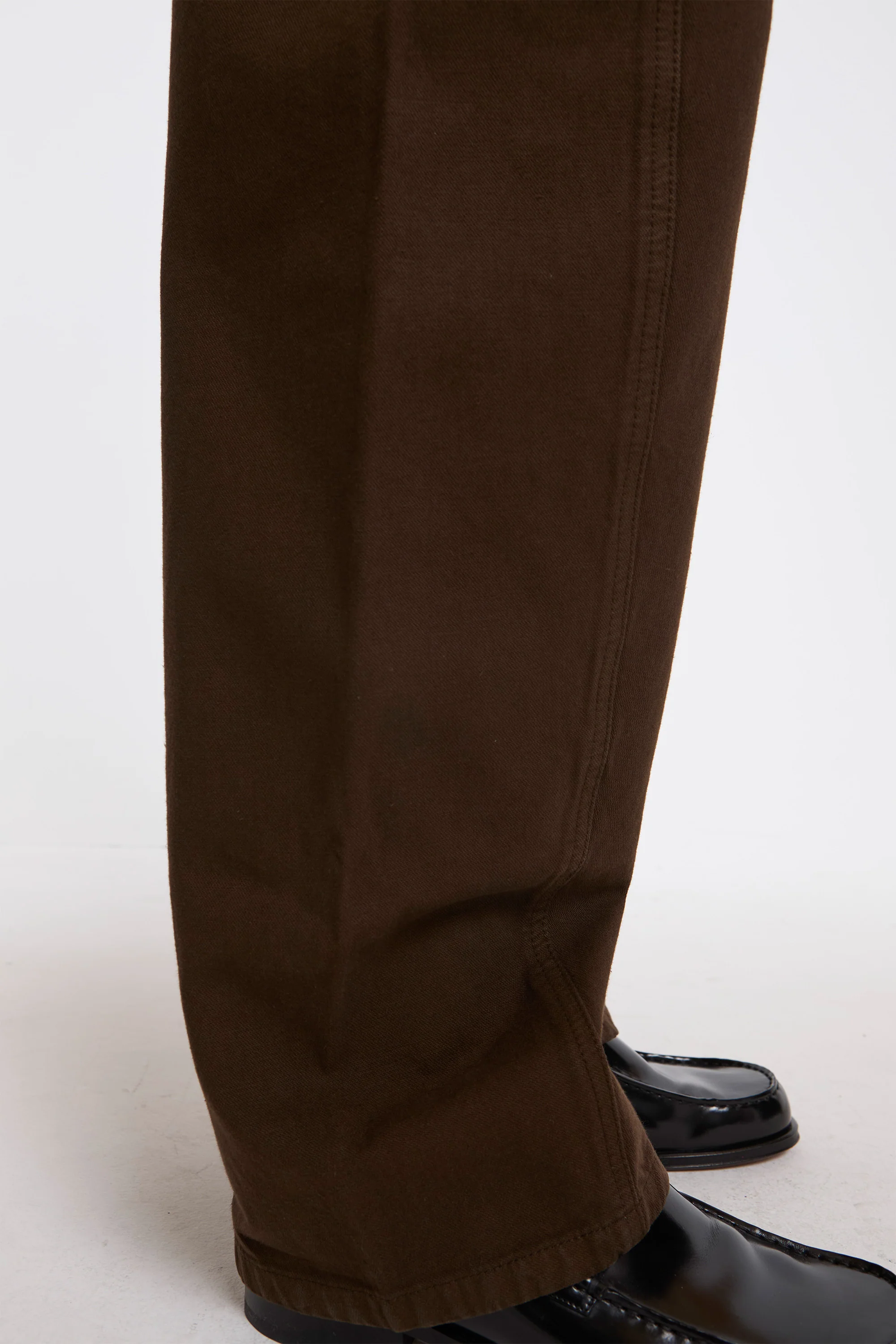 Twisted Belted Pants Cacao - Image 6