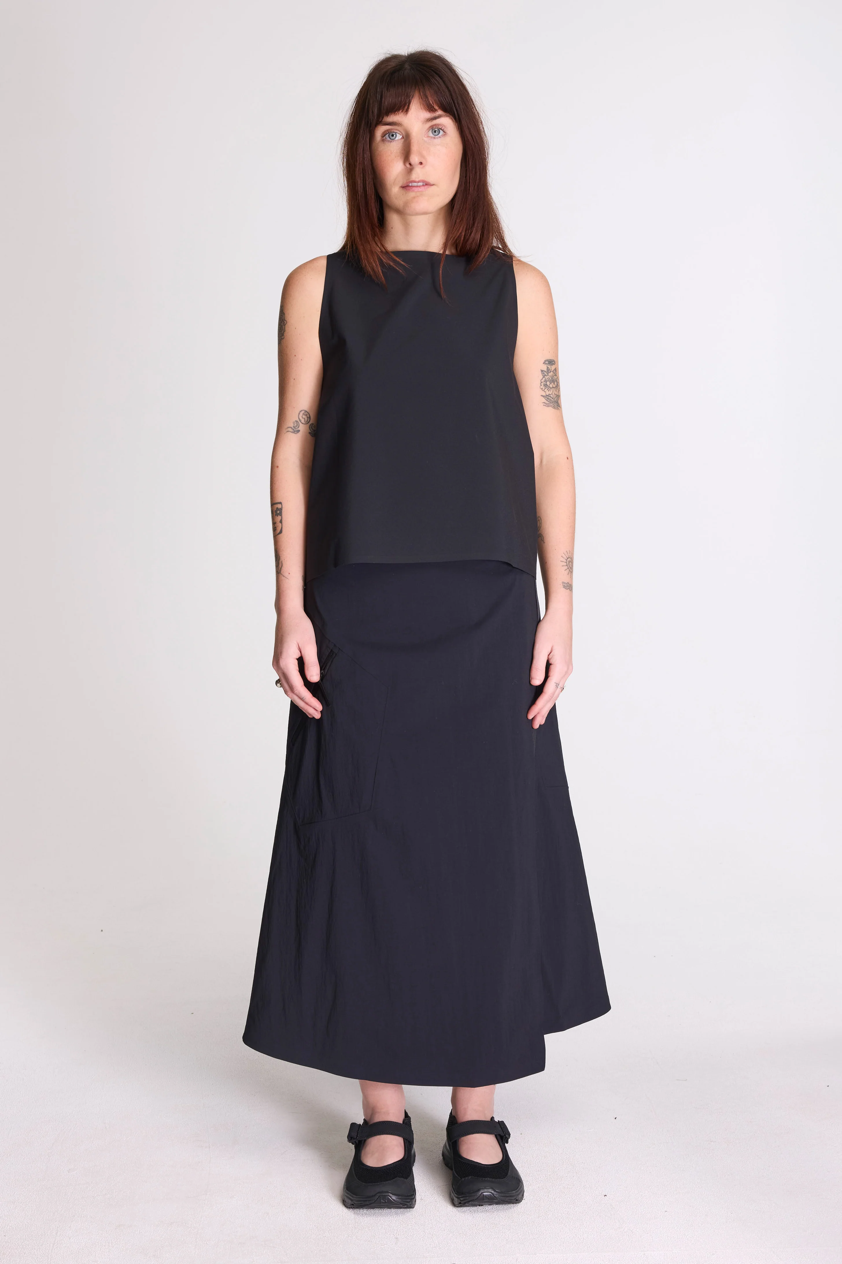 Eave Tank W Black - Image 5