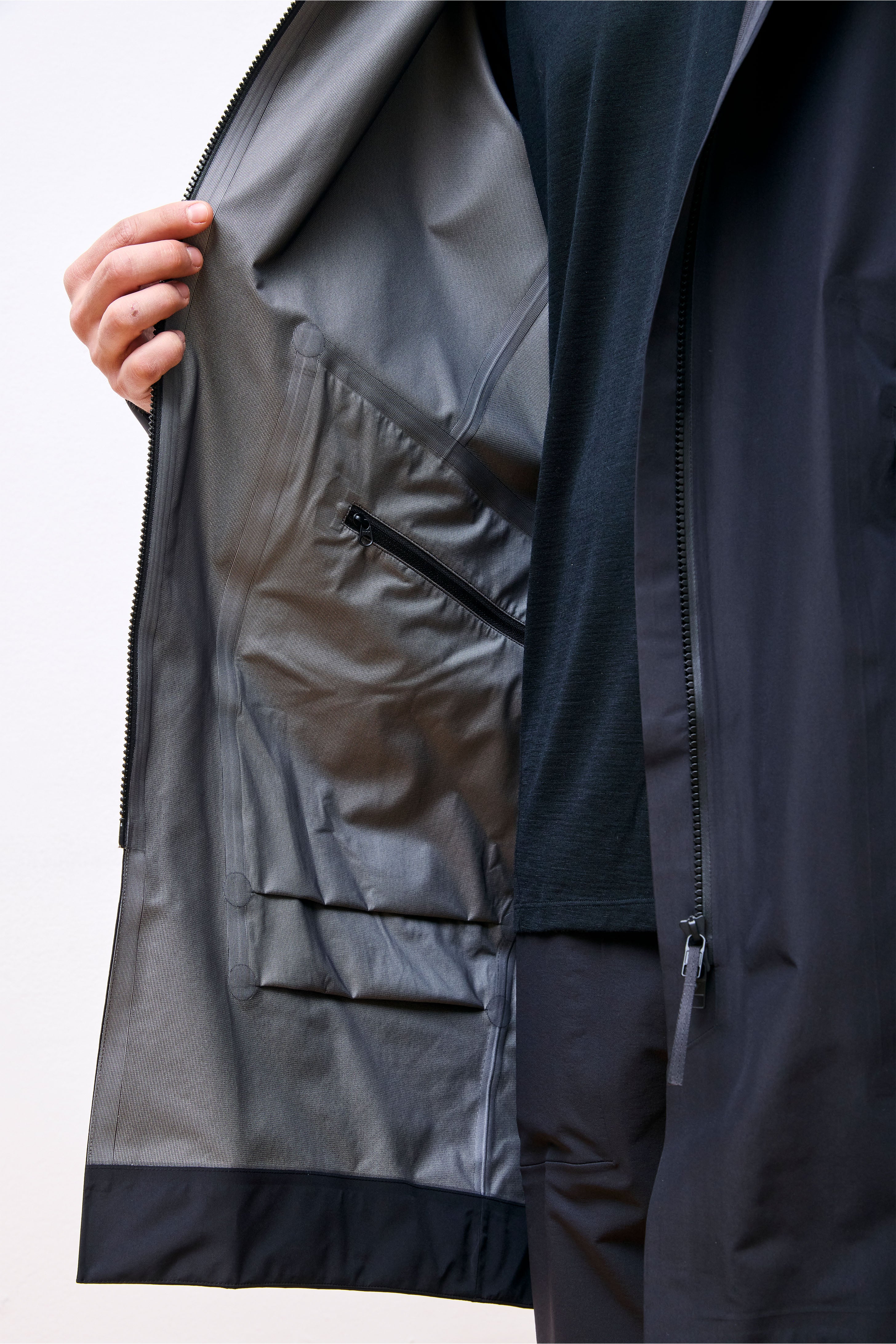 Monitor Coat M Black - Image 5