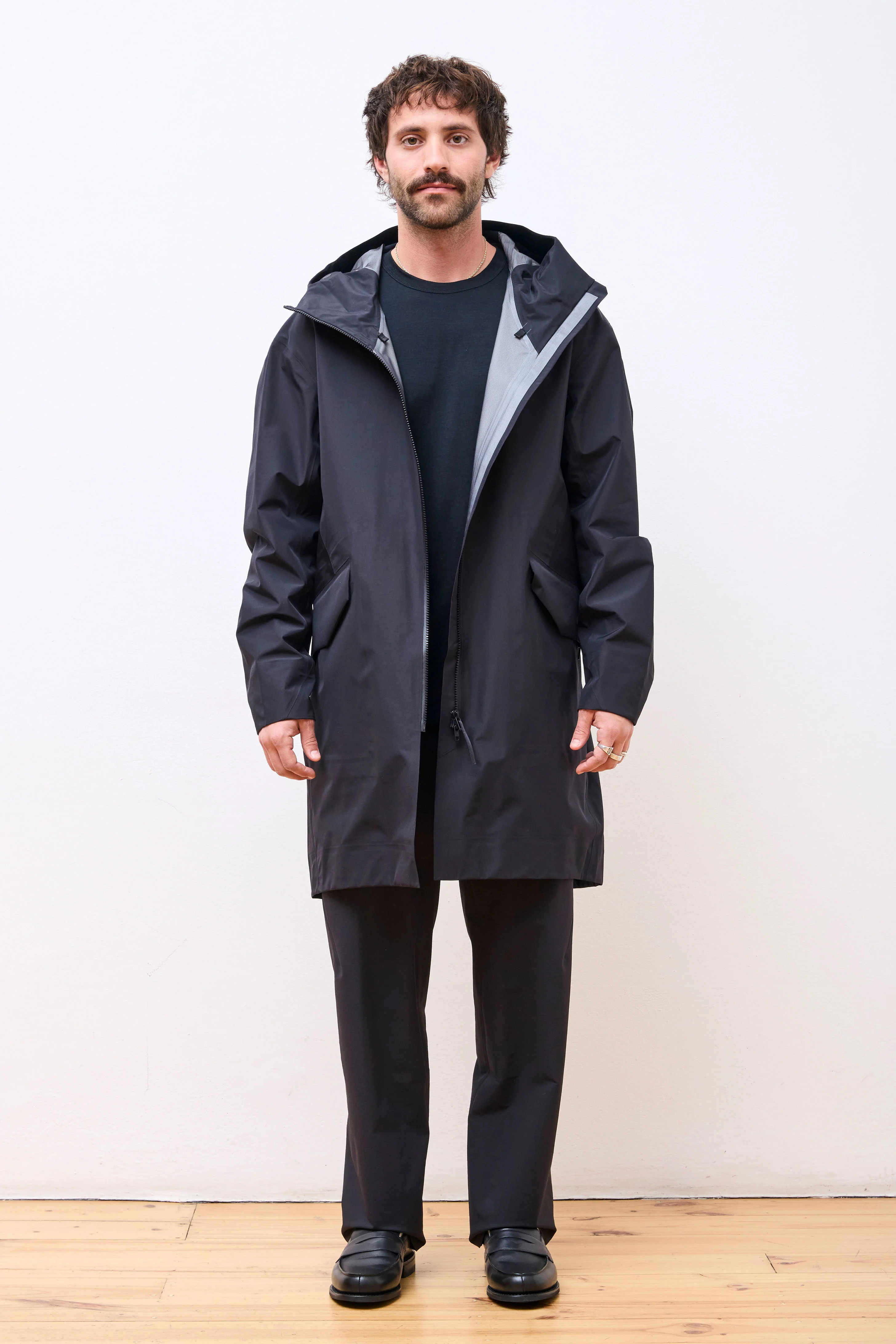 Monitor Coat M Black - Image 9
