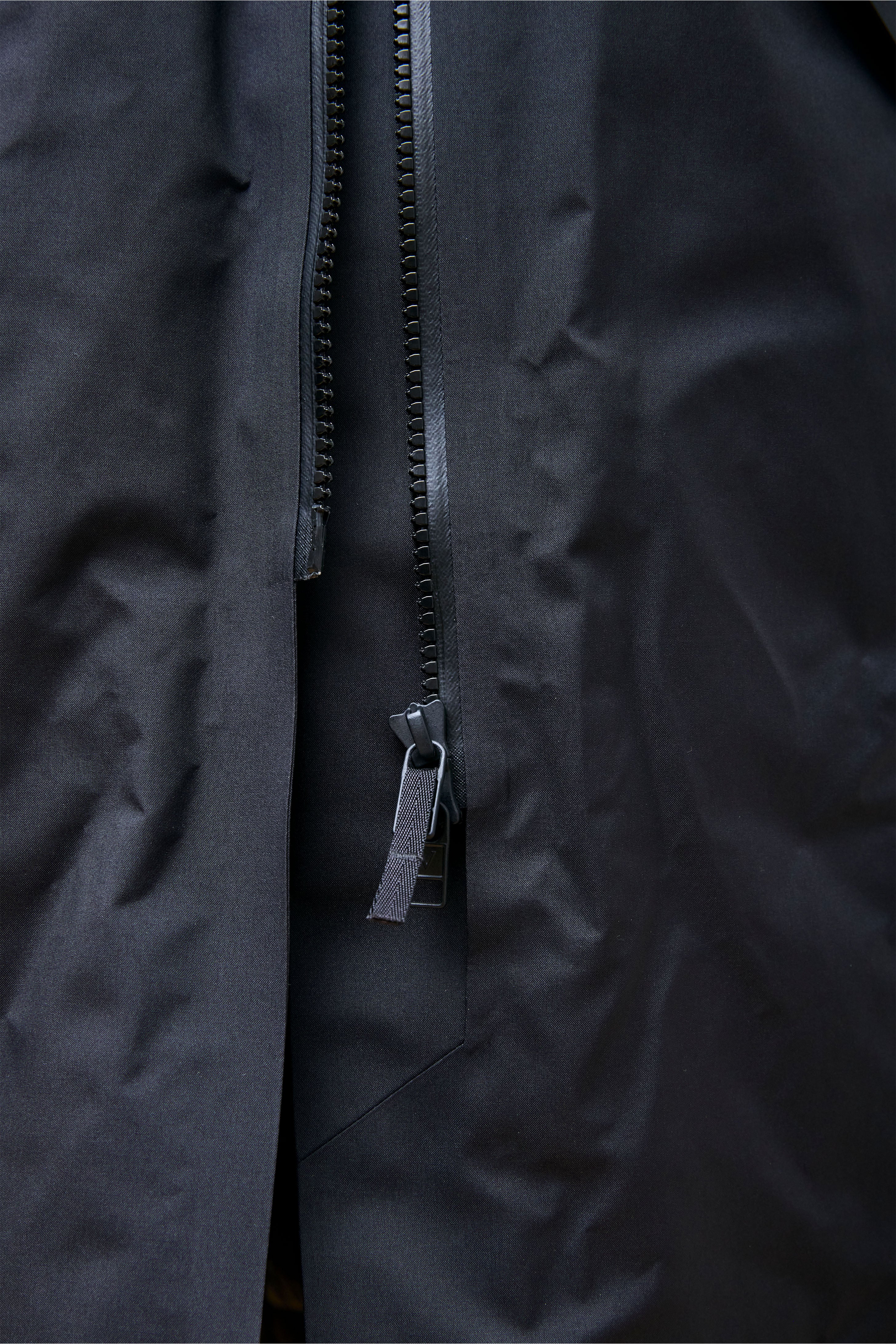Monitor Down Coat M Black - Image 10