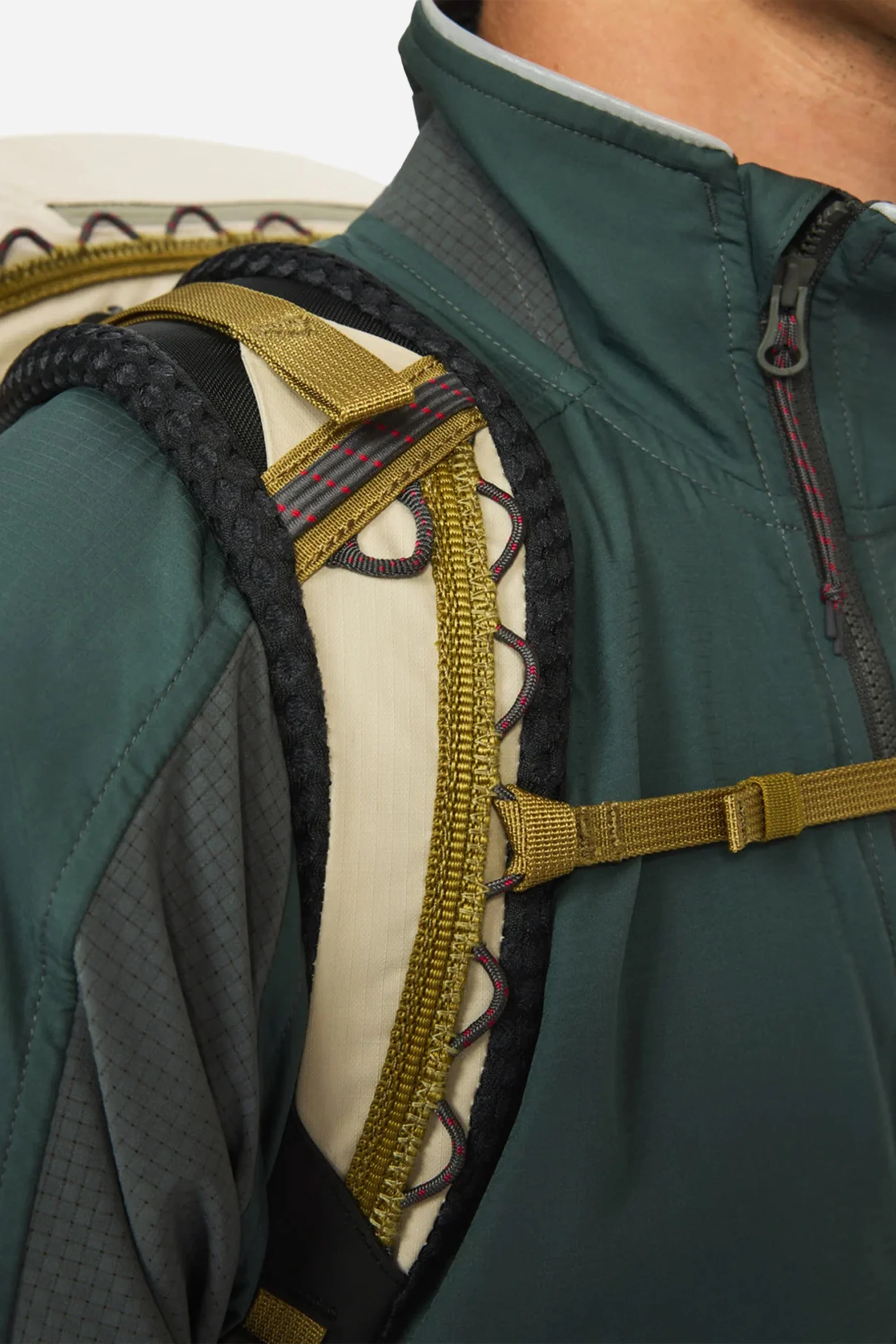 Vide Backpack 30L Silver Creme - Image 11