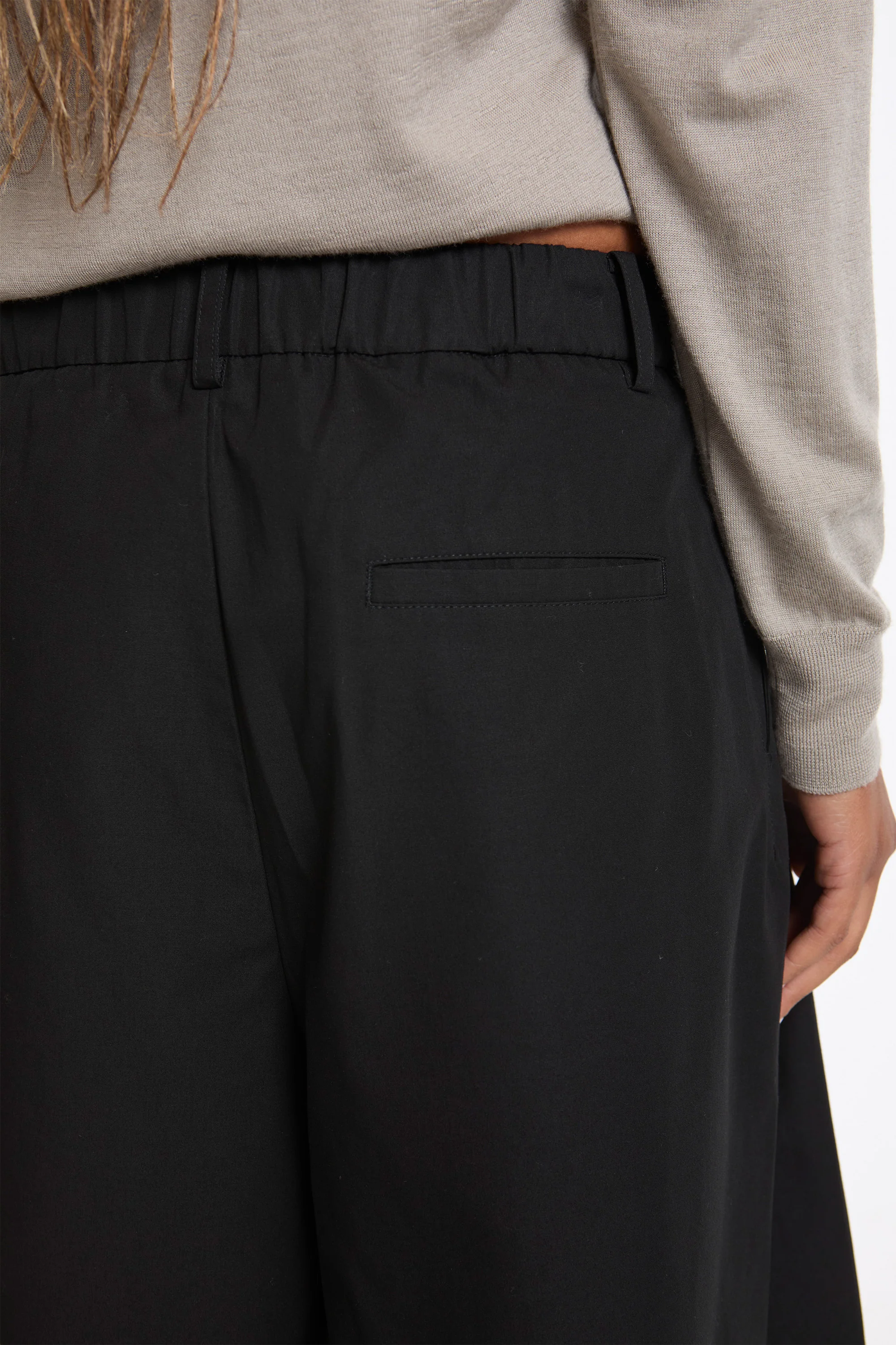 Wide Bermuda Pants Black - Image 4