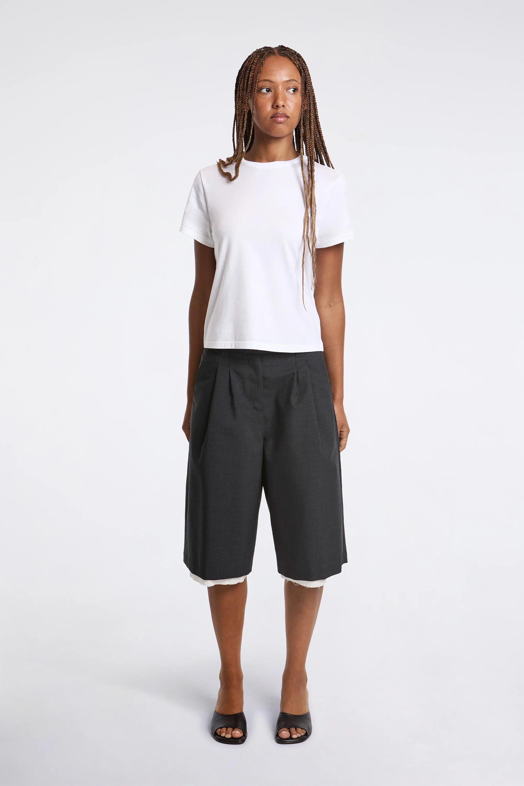 Womens Slash Shorts Dark Grey Tropical Wool - Image 7