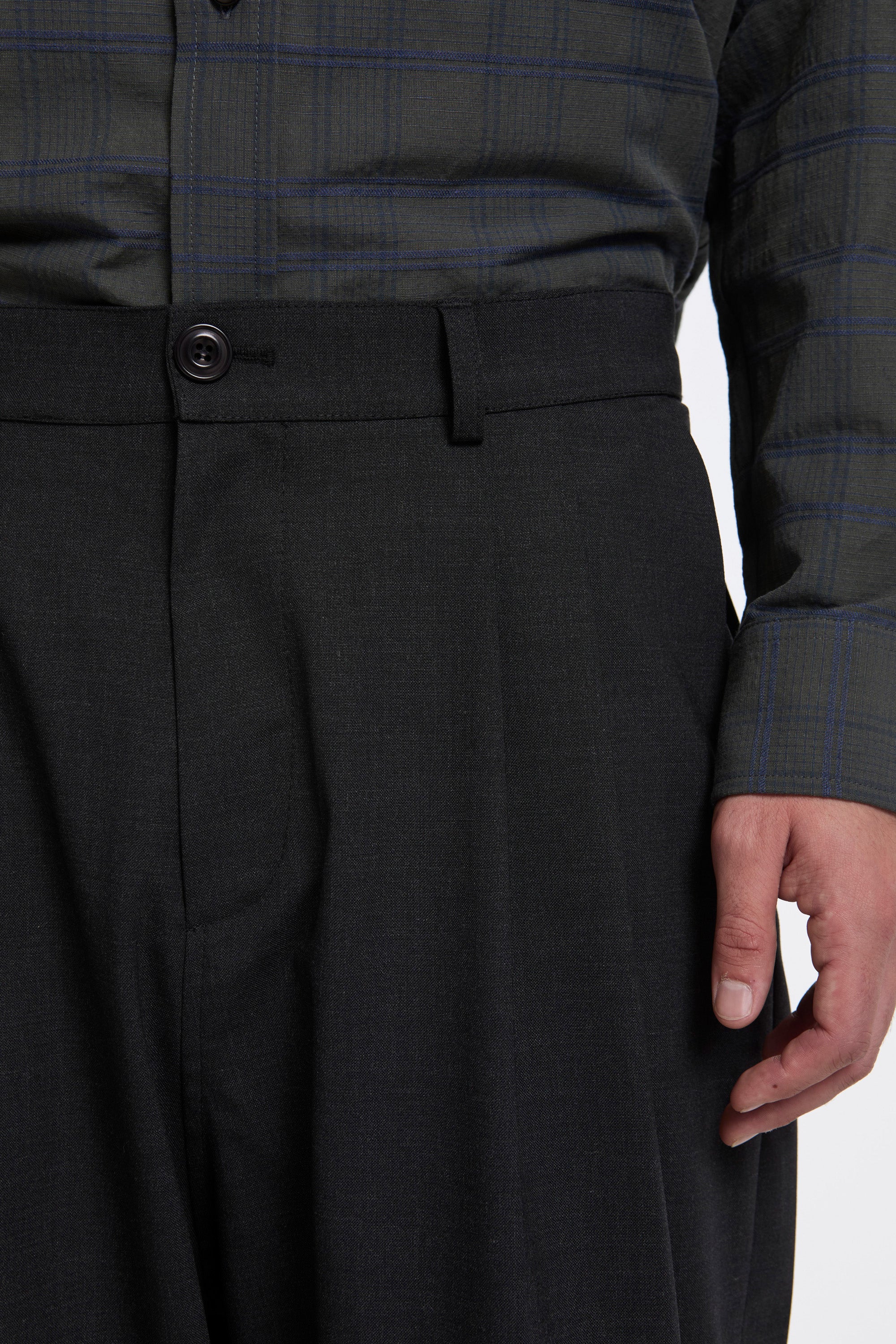 Zushi Trouser Charcoal - Image 4